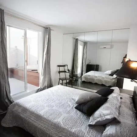 Luxury Centic Penthouse Terraces Apartment *